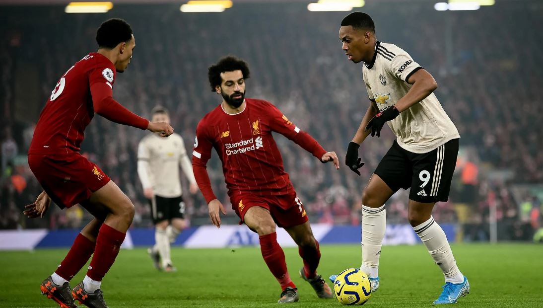 Liverpool “tra tấn” Man United trong hiệp 2